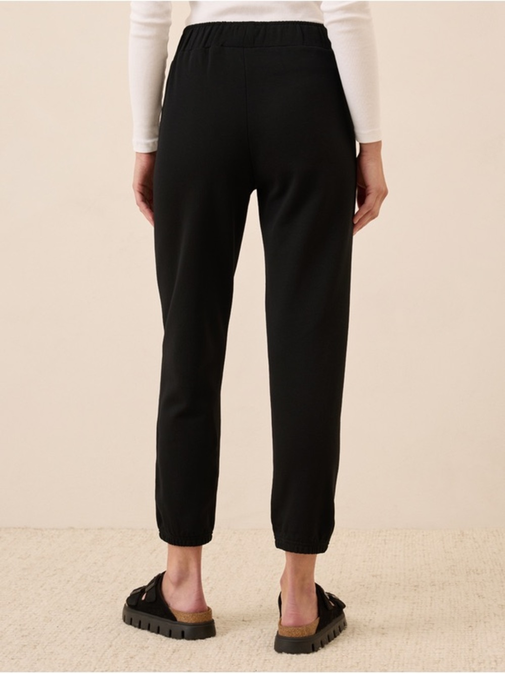 Tiny Hole Fixed NWOT Pact Black Organic Brushed Fleece Sweatpant W/ Pockets Cozy - Picture 2 of 10